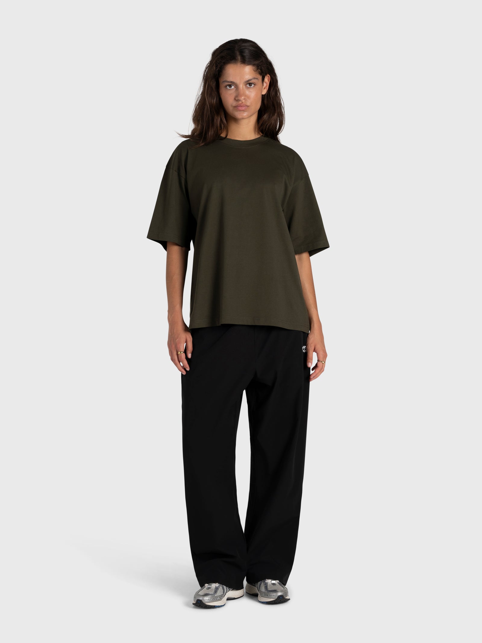 Confidence V2 Box Tee - Army/Army