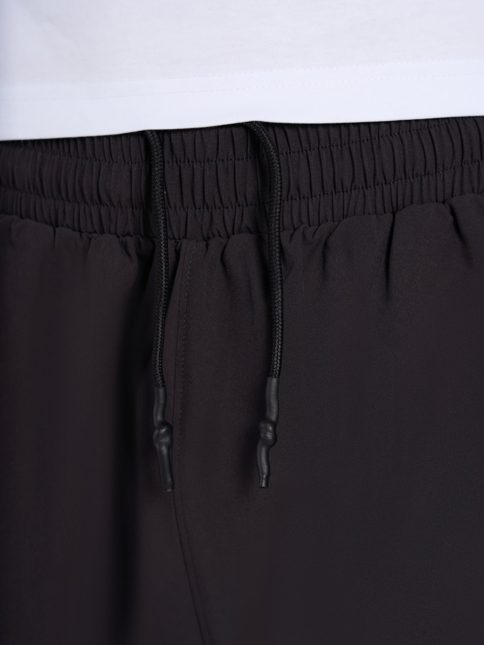 Confidence V2 Tech Shorts - Black/White