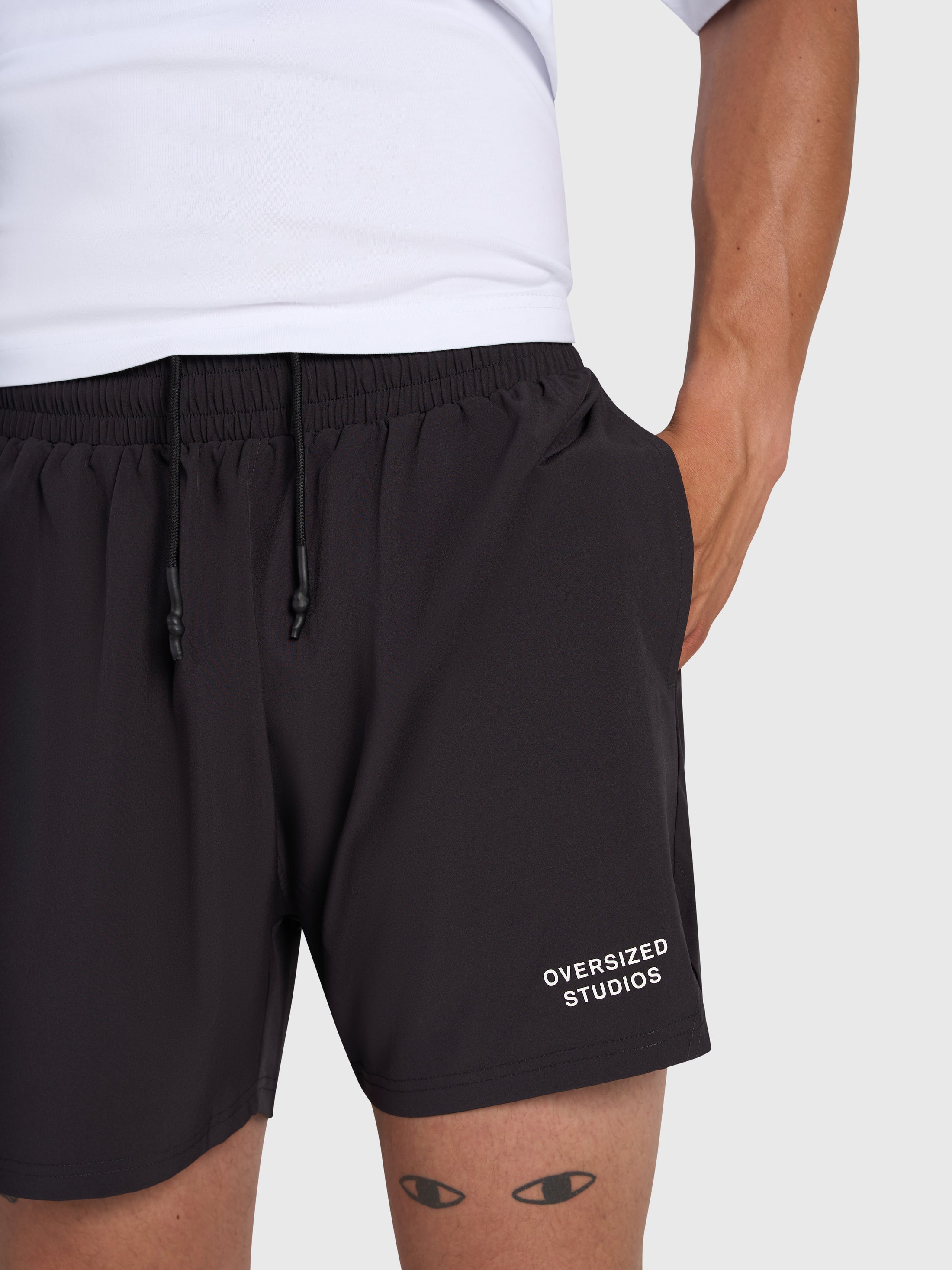 Confidence V2 4-Inch Tech Shorts - Black/White
