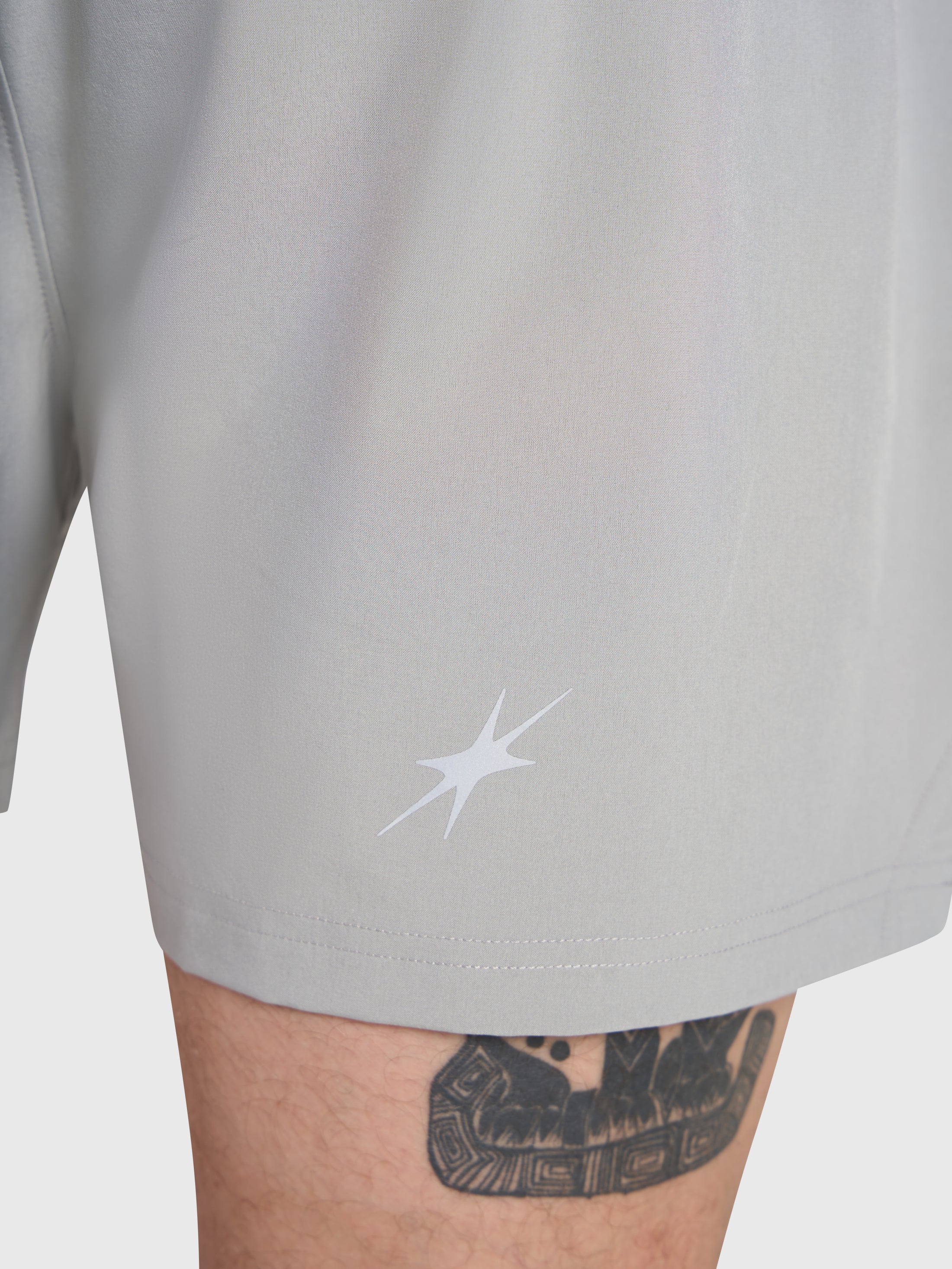 Confidence V2 4-Inch Tech Shorts - Grey/White
