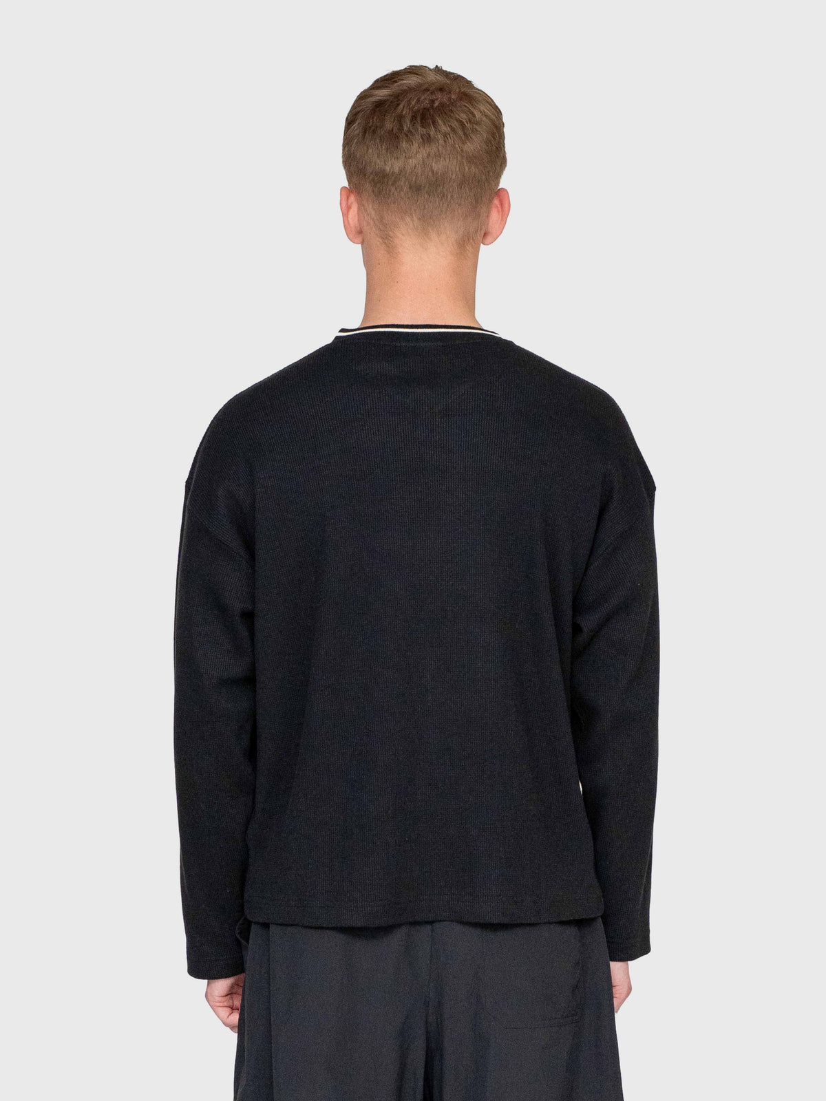 Waffle Football Long Sleeve – Black