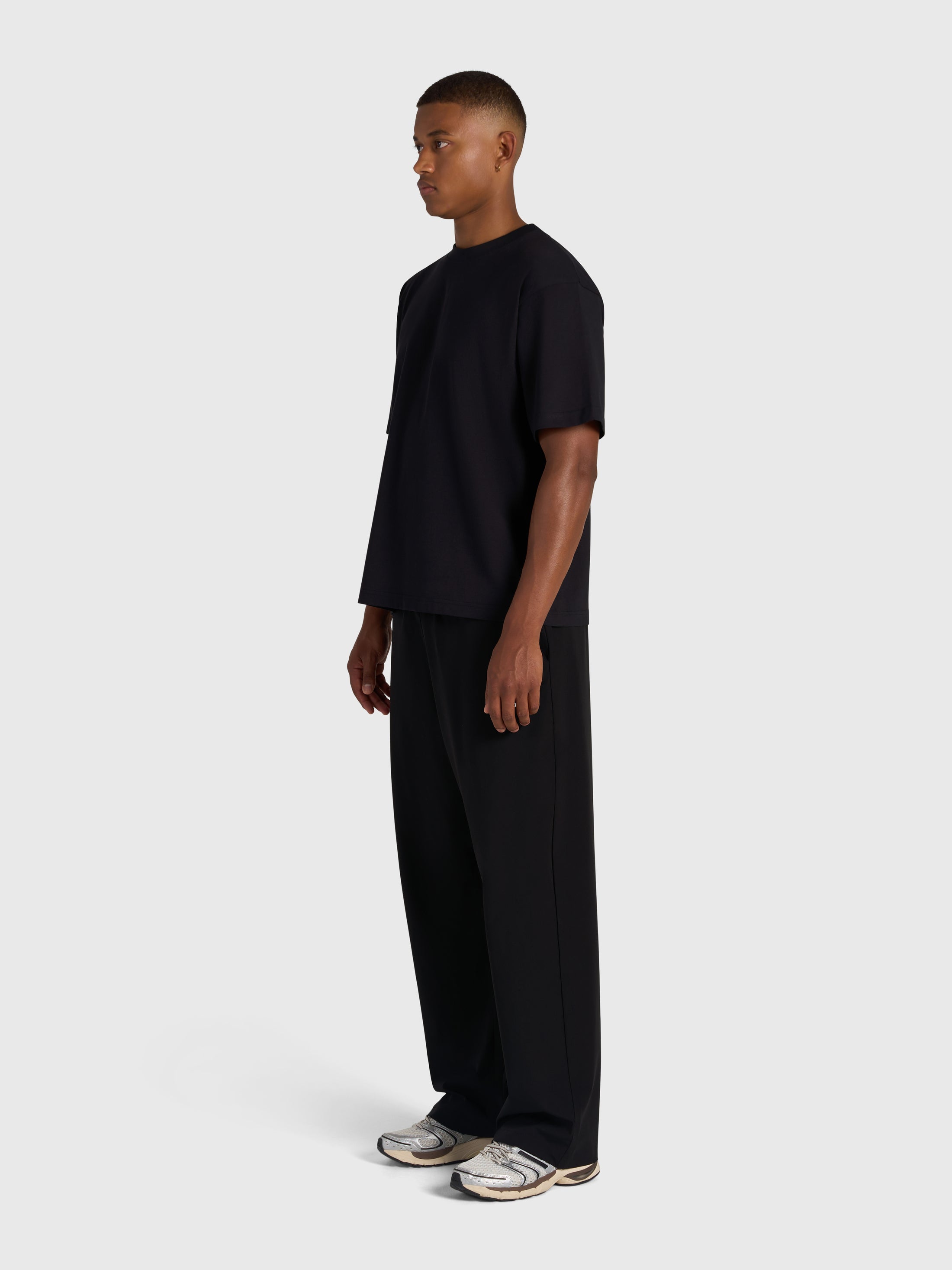 Confidence V2 Box Tee - Black/Black
