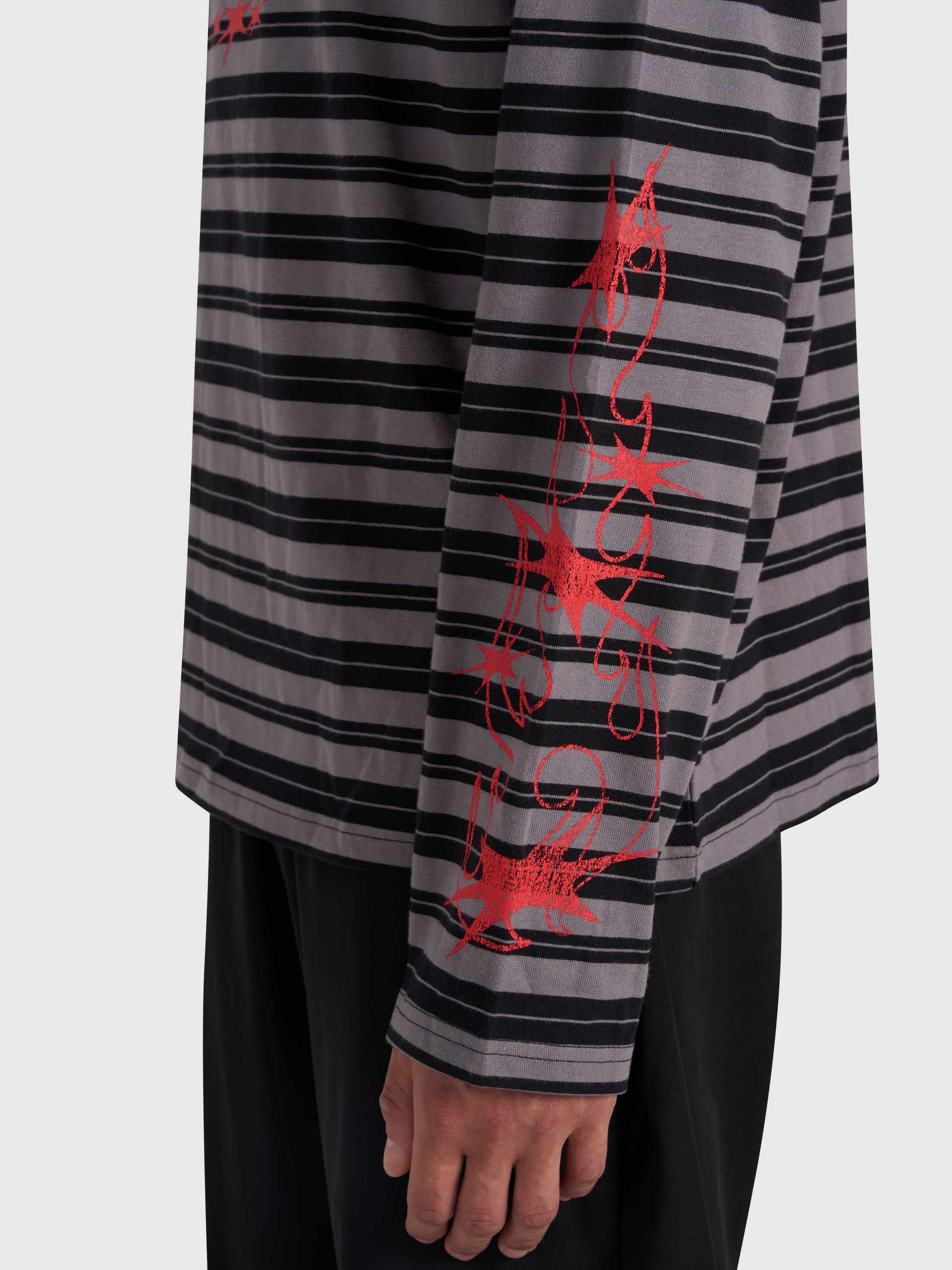 Robbery Printed Long Sleeve - Black/Red