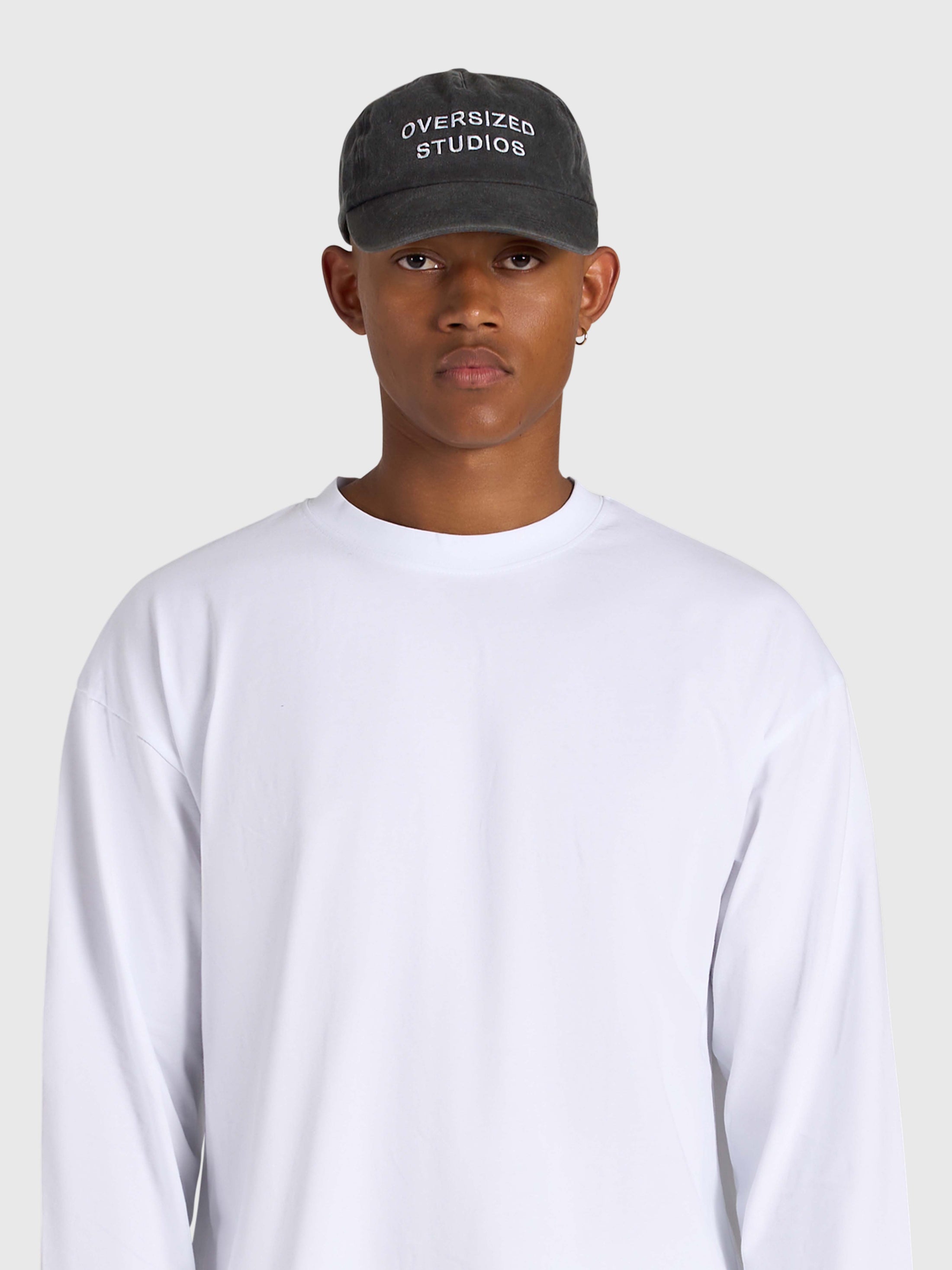 Confidence Cap - Vintage Black/White